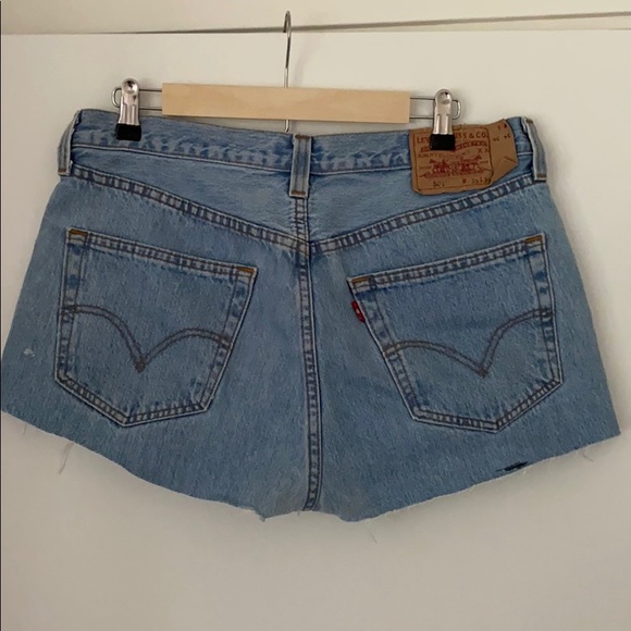 Levi’s 501 Denim Jean Shorts - Picture 2 of 3